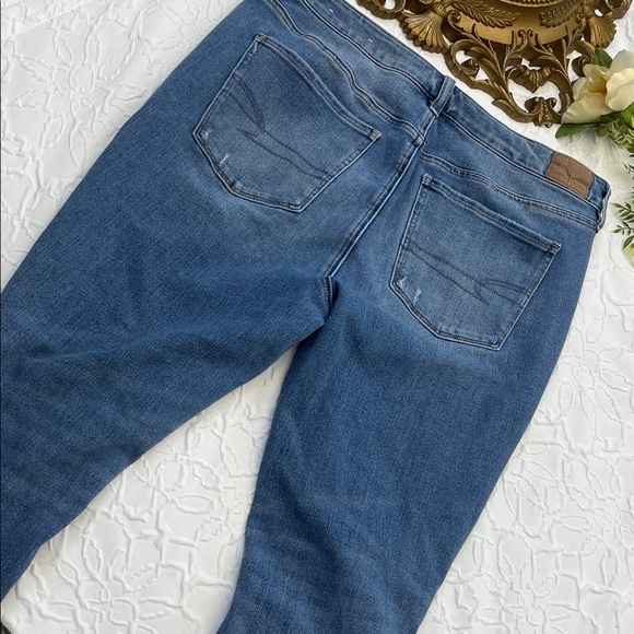 American Eagle Hi Rise Jeggings - Picture 2 of 7